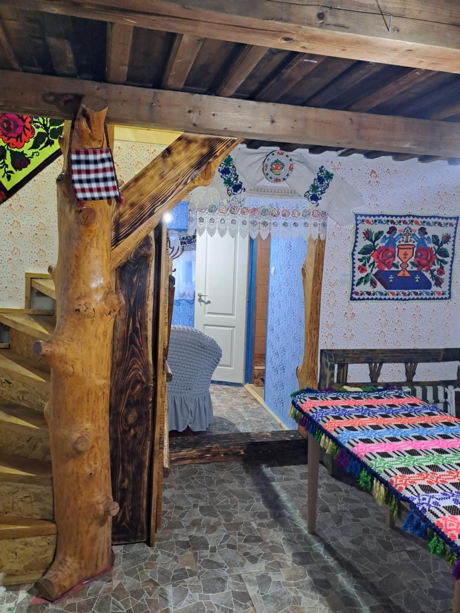 Complex Traditional Casuta Bunicilor-Breb מראה חיצוני תמונה